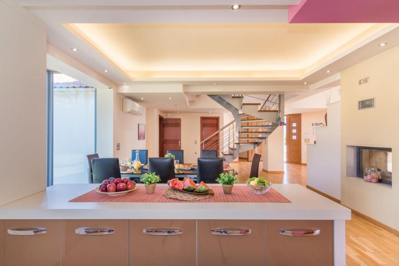 Astarte Villas - Istar Villa With Tennis Court Makhairadhon Экстерьер фото
